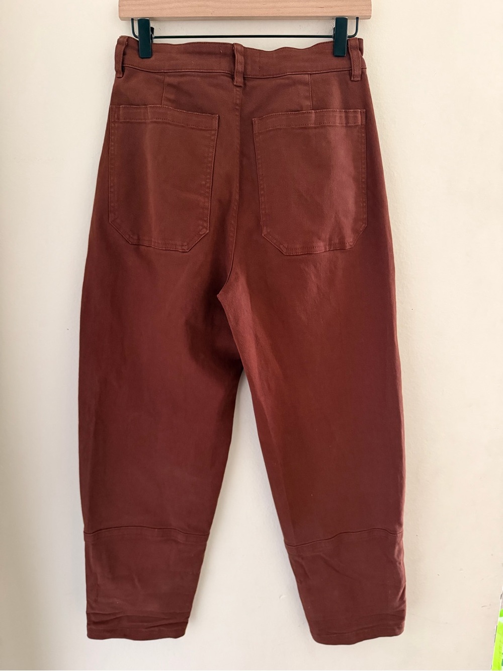 Everlane The Utility Barrel Pant Rosewood Brown Size 6 Cropped Organic Cotton - Picture 3 of 8